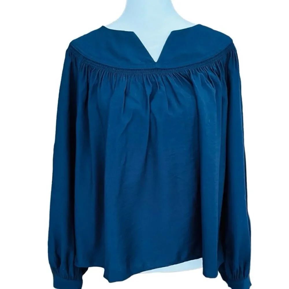 Banana Republic navy blue peasant style long sleeved blouse size S.